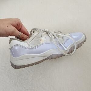 Air Jordan Pure Violet Retro Low Sneakers kids 1.5